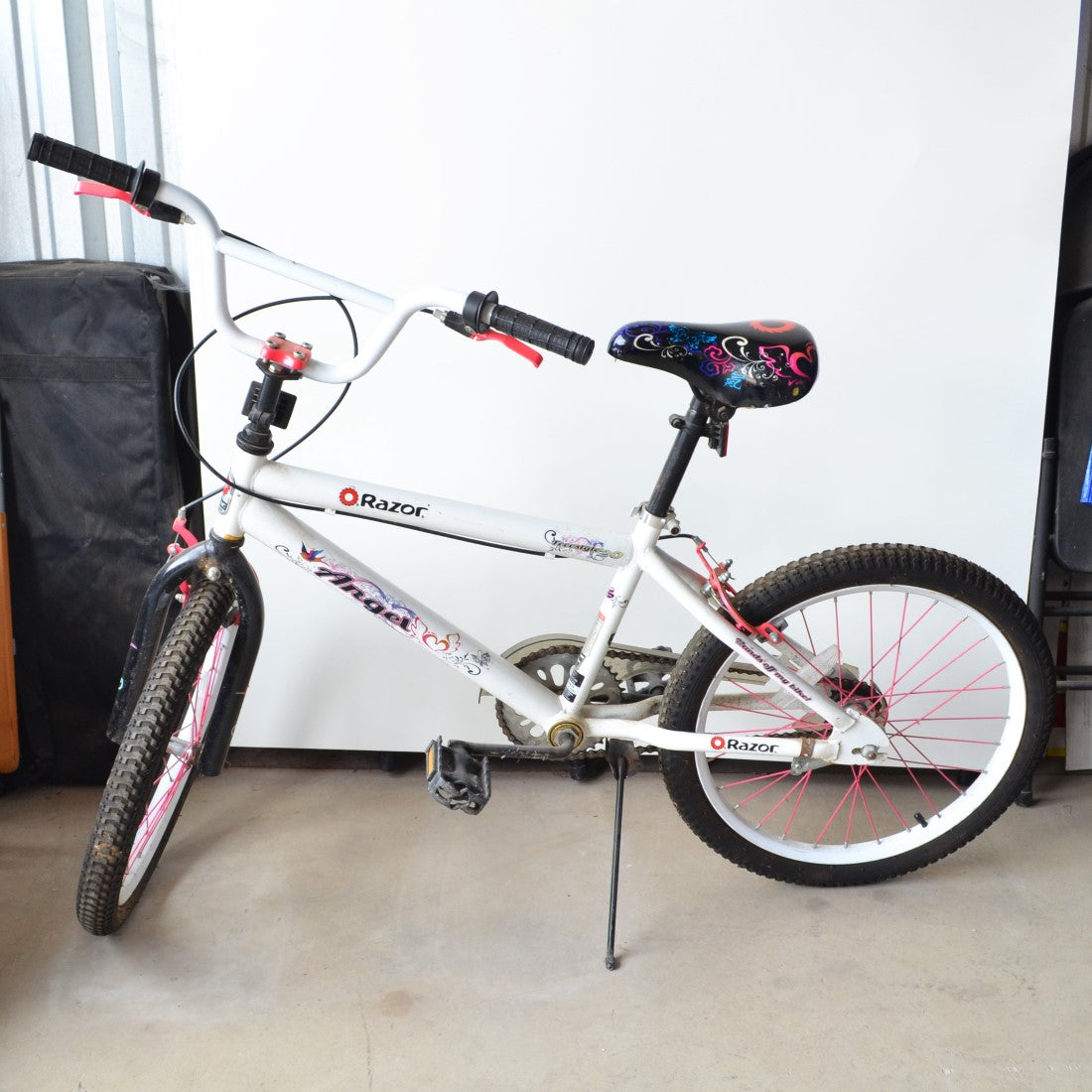 Razor Girls Bike White Angel Freestyle 20