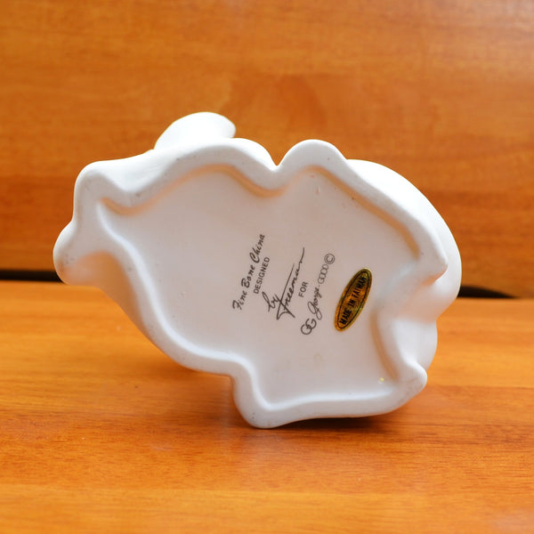 Vintage George Good Fine Bone China White Cat Figurine By Freeman