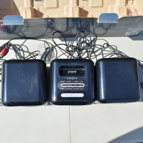 Insignia Clock Radio with Detachable Speakers