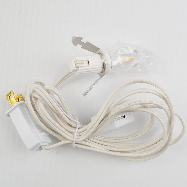 Santa's Workbench Collection Victorian Tally Ho Tavern - 1999 - New LED Light