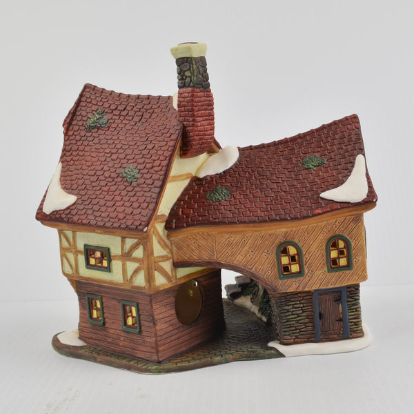 Santa's Workbench Collection Victorian Cast & Flask Pub 1999 - New LED Light