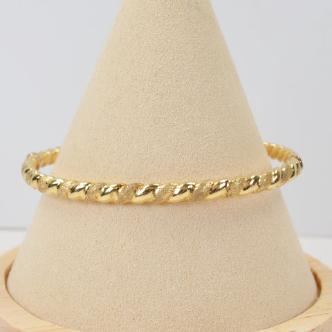 14k Yellow Gold Bracelet Bangle Twisted Hinged, Dual Finish, Diamond Cut 6 Grams