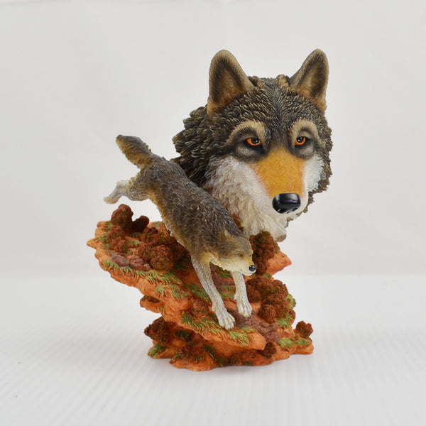 Hamilton Wolf Sculpture Figurine Path of Courage - Soul of Nature Collection 99