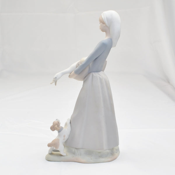 Vintage Lladro Porcelain Girl with Goose & Dog Figurine #4866 Matte Finish