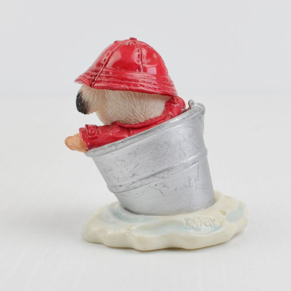 Mary’s Moo Moos “Buckets Of Fun” 1997 Enesco Cow Rain Hat Inside Bucket Figurine