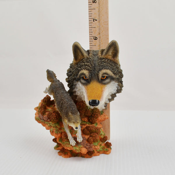 Hamilton Wolf Sculpture Figurine Path of Courage - Soul of Nature Collection 99