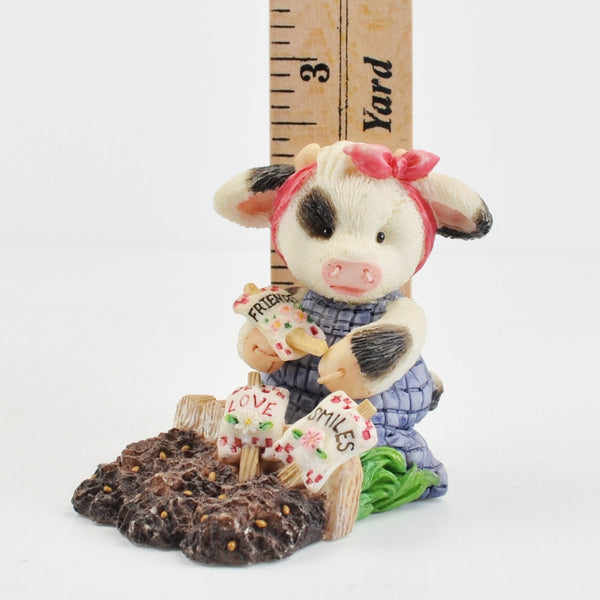 Mary’s Moo Moos “Sowing The Seeds Of Friendship” 1996 Enesco Cow Garden Figurine