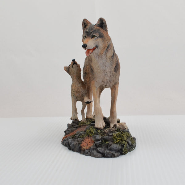 Hamilton Wolves of the Wilderness Collection Figurine Wolf Pups First Adventure