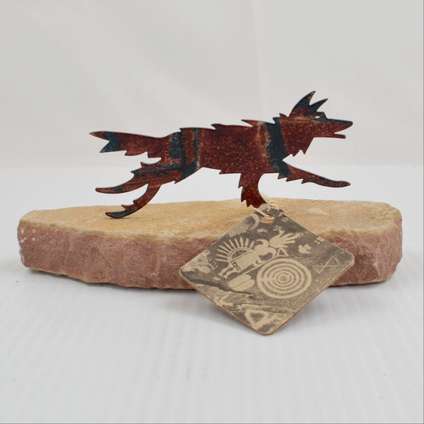 Vintage Lazart Spirit Wolf Robert Shields Metal Wolf on Sandstone Statue w/ Tags