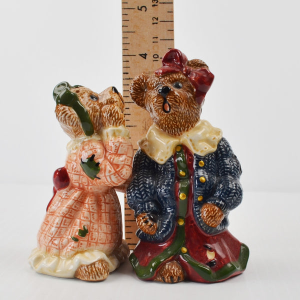 Boyds Bears "Louella & Hedda" Bearware Pottery Salt and Pepper Shakers 5E/1269