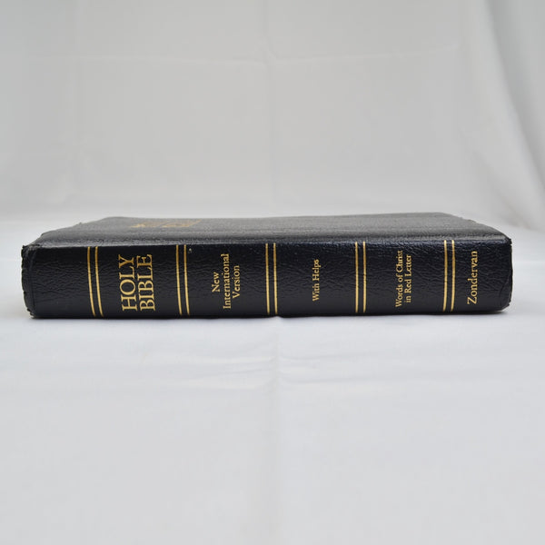 HOLY BIBLE NIV with Helps RED LETTER EDITION Zondervan 1984 Black Cover