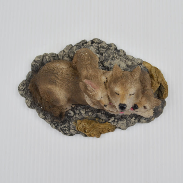 Living Stone Wolf Family Figurine 1994 Wolf Pup Love & Affection Wildlife Decor
