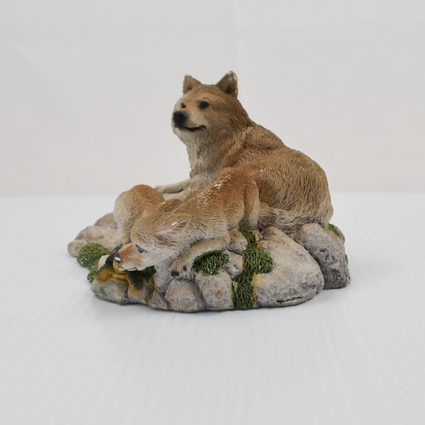 Living Stone Wolf Family Figurine 1995 Wolf Pup Shell Game Wildlife Decor