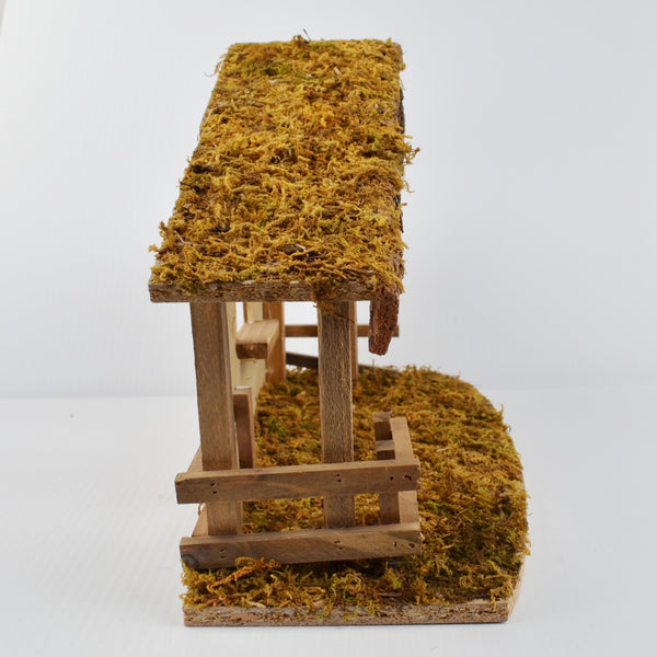 Vintage Christmas Xmas Nativity Wooden Dry Moss Covered Stable Manger Creche