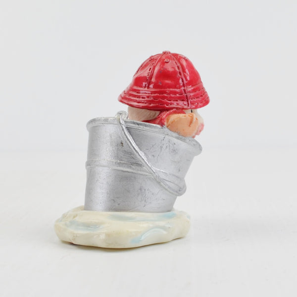 Mary’s Moo Moos “Buckets Of Fun” 1997 Enesco Cow Rain Hat Inside Bucket Figurine