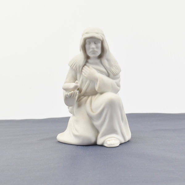 Avon Nativity Collectibles The Innkeeper Porcelain Bisque Figure - 1988 in Box