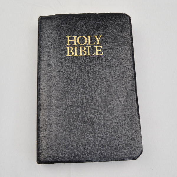 HOLY BIBLE NIV with Helps RED LETTER EDITION Zondervan 1984 Black Cover