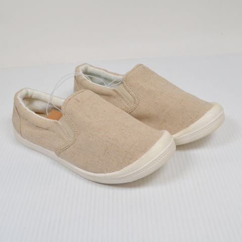 Mad Love Kasandra Womens Canvas Sneakers Slip On Loafers - Beige - Size 5w