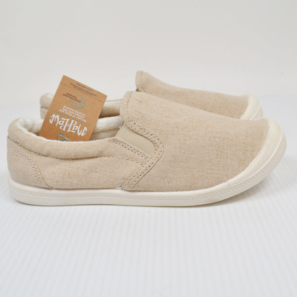 Mad Love Kasandra Womens Canvas Sneakers Slip On Loafers - Beige - Size 5w