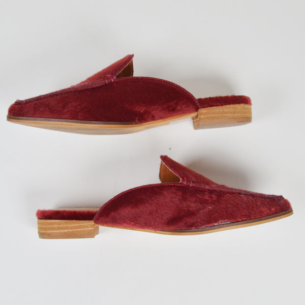 Mi.iM Mule Slide Shoes Womens 6 Burgundy Maroon Faux Calf Hair Pointed Toe