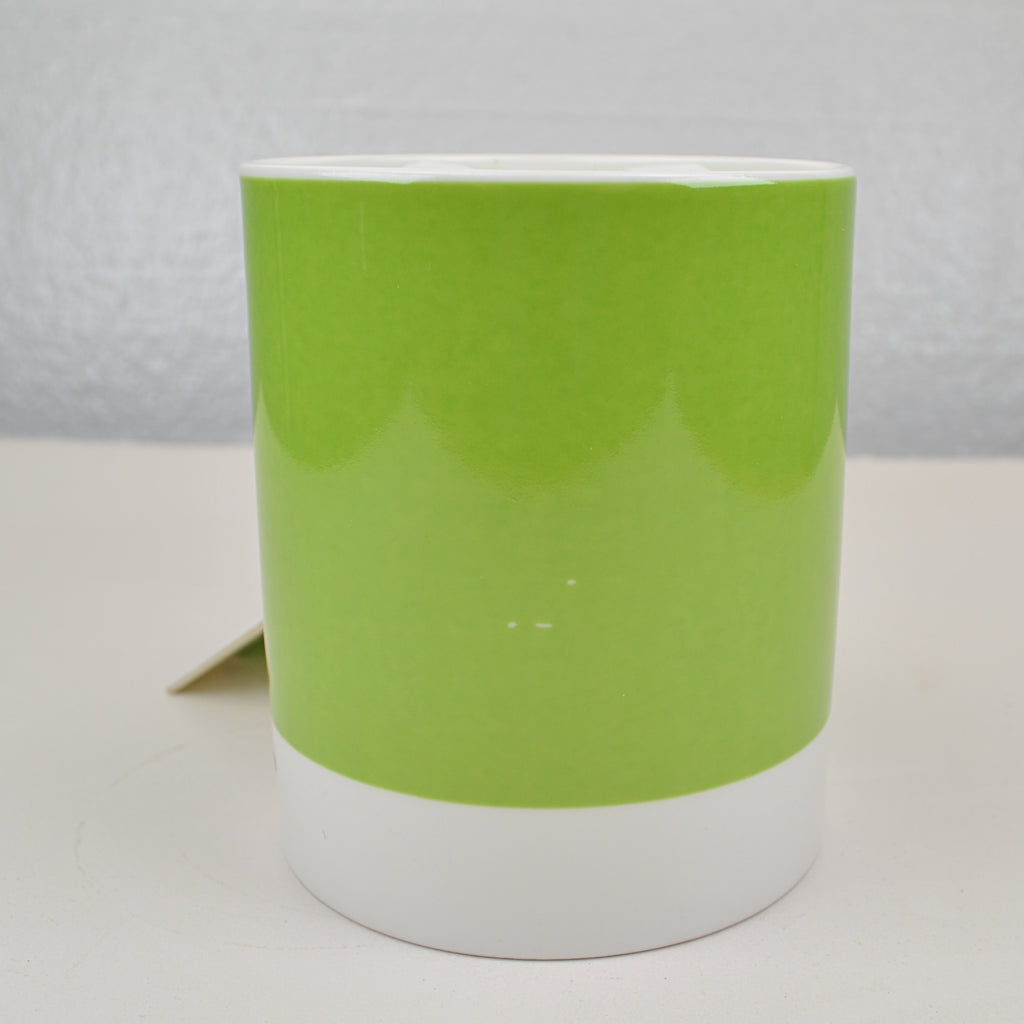 Pantone Coffee Mug - 376 C - Zinger Green - Caterpillar, Little Green Men -  NEW