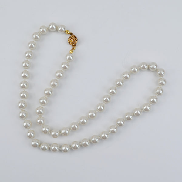 Retro Classic Faux Pearl Single Strand Necklace, Knotted, Gold Tone, Estate 19"