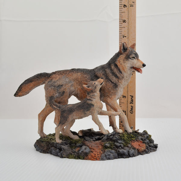 Hamilton Wolves of the Wilderness Collection Figurine Wolf Pups First Adventure