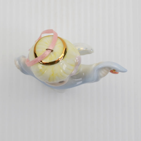 Vintage Christmas Ornament Precious Moments Porcelain Angel Peace on Earth 1998