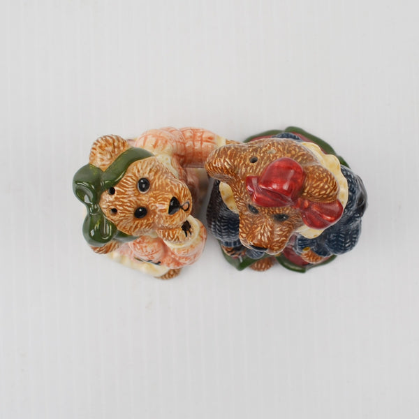 Boyds Bears "Louella & Hedda" Bearware Pottery Salt and Pepper Shakers 5E/1269