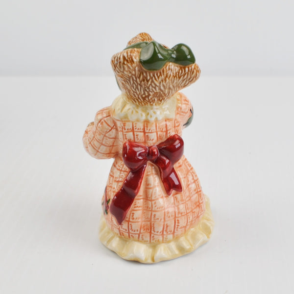 Boyds Bears "Louella & Hedda" Bearware Pottery Salt and Pepper Shakers 5E/1361