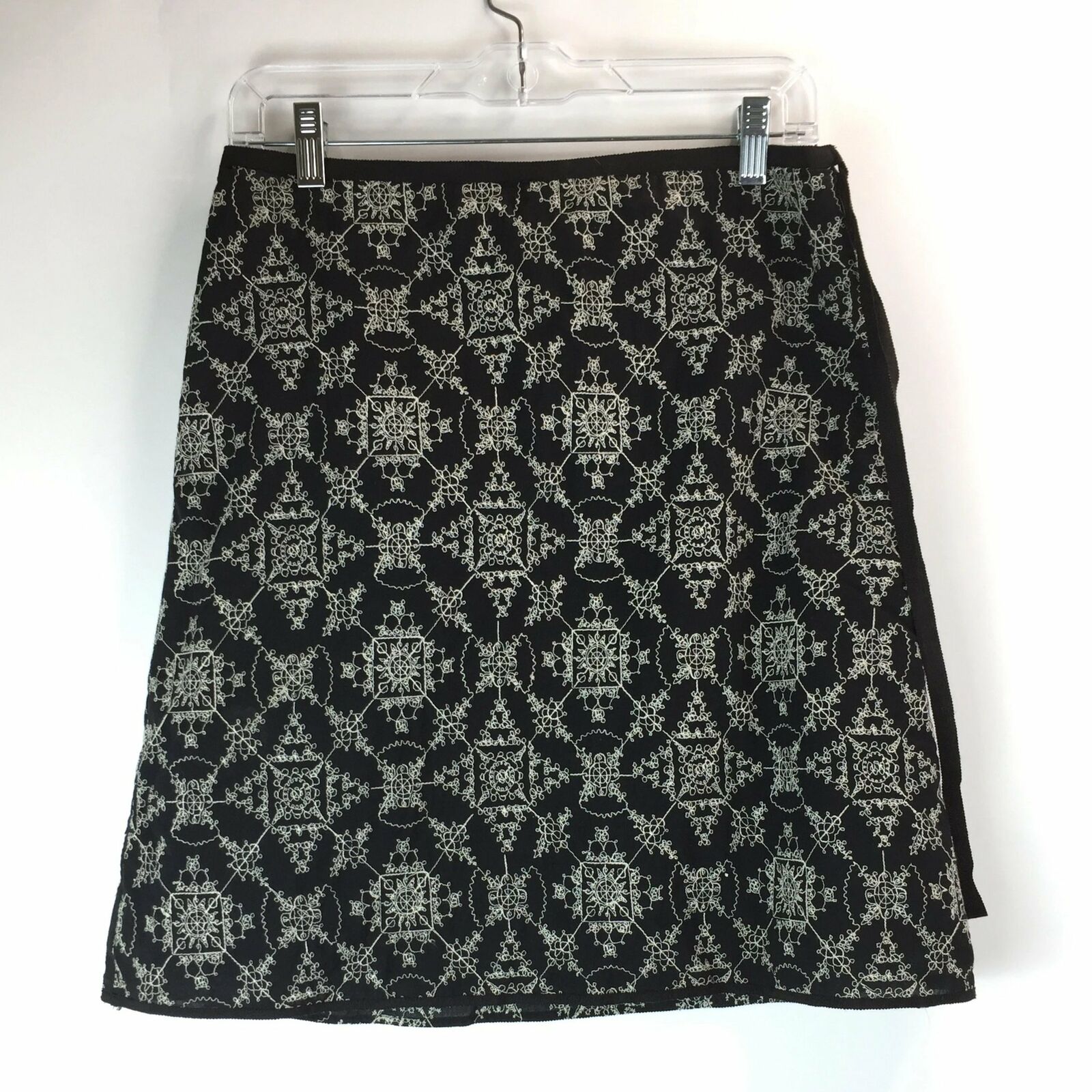 Studio M Womens Skirt - Size 2P - Petite - Black with White Geometric Pattern -