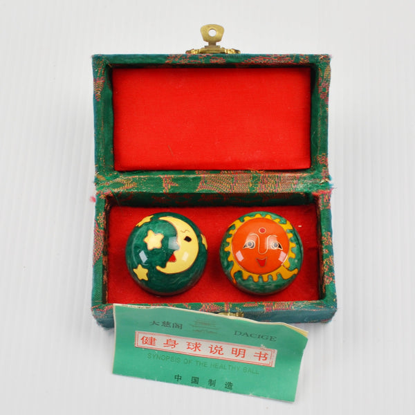 Vintage Sun Moon Musical Chinese Baoding 1.5" Meditation Balls Chimes Silk Box