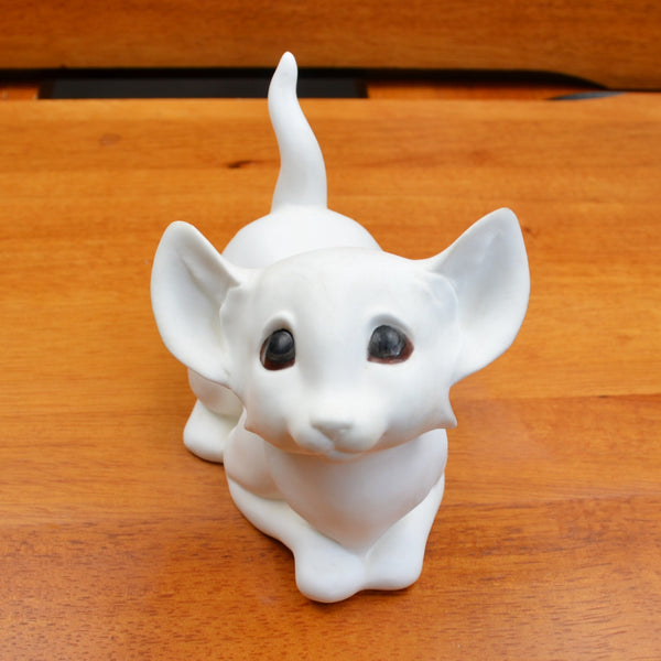 Vintage George Good Fine Bone China White Cat Figurine By Freeman