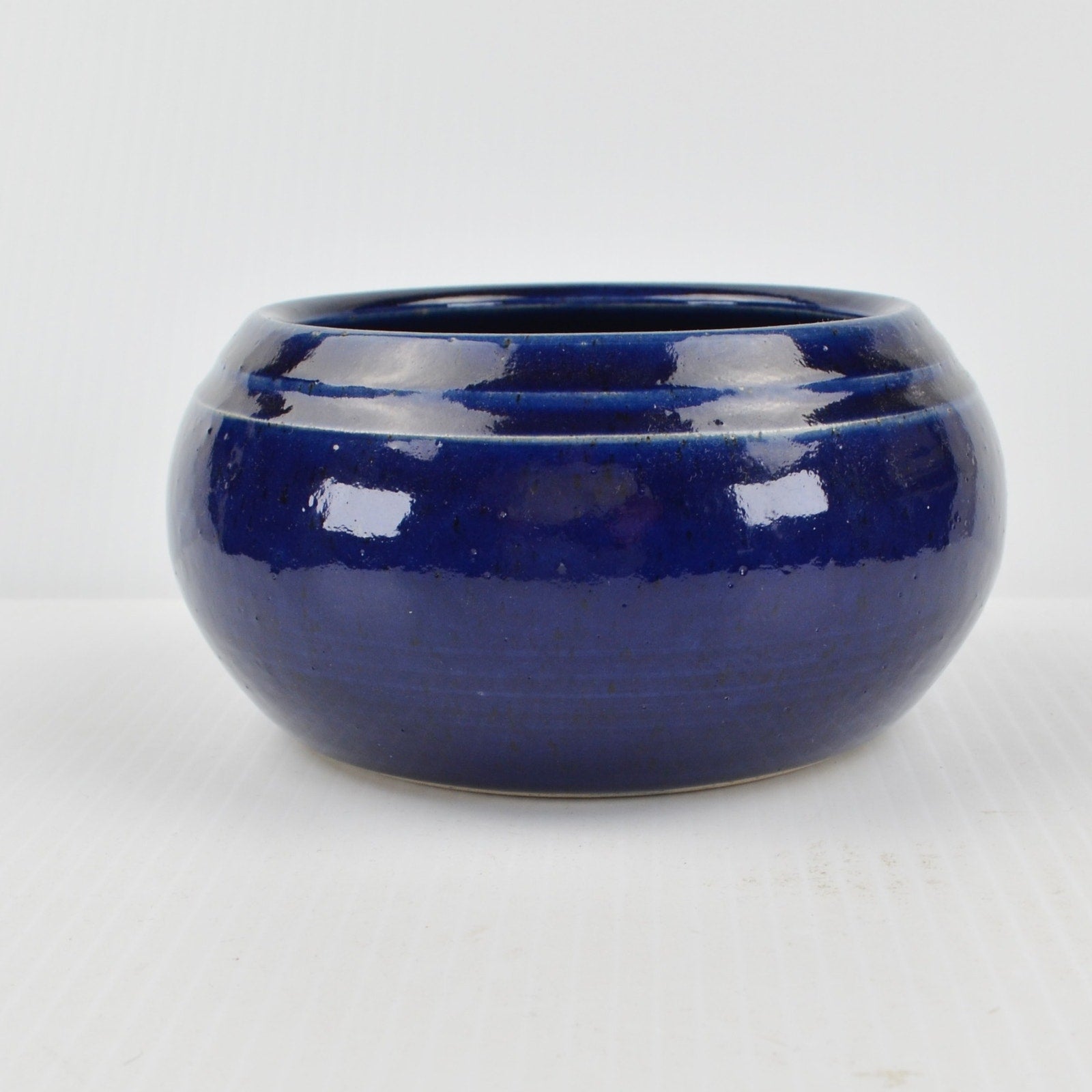 Handmade Studio Art Pottery Bowl, Hand Thrown, Artist Signed 5.5" Blue Dish