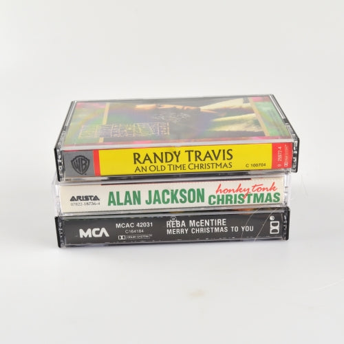Christmas Cassette Tape Lot Of 3 - Randy Travis, Alan Jackson, Reba McEntire