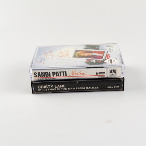 Christmas Cassette Tape Lot Of 2 - Sandi Patti, Cristy Lane