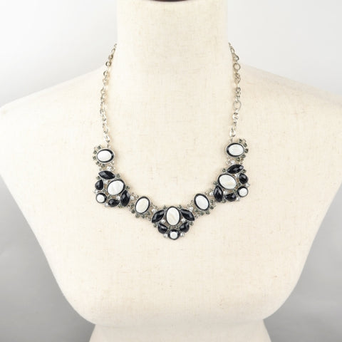 C1946 Black Rhinestone Bib Faceted Beads Silver Toned Necklace Marked Statement