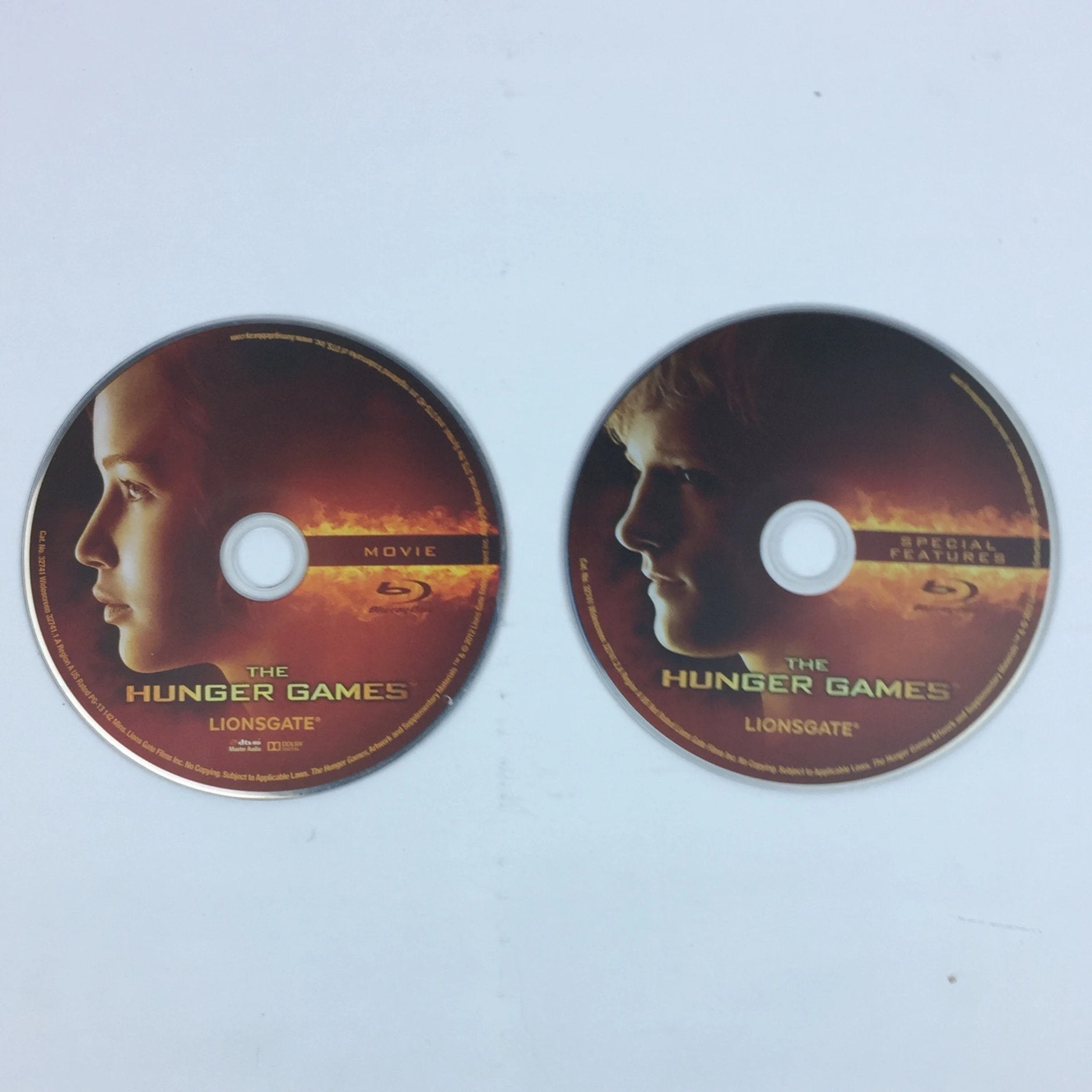 The Hunger Games (Blu-Ray, 2012, 2-Disc Set) Jennifer Lawrence DISC ONLY!