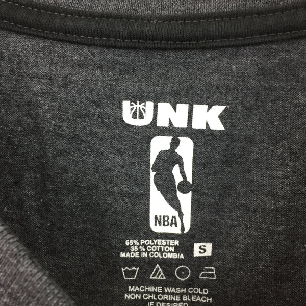 UNK Cleveland Cavaliers NBA T Shirt - Charcoal Gray - Size Small