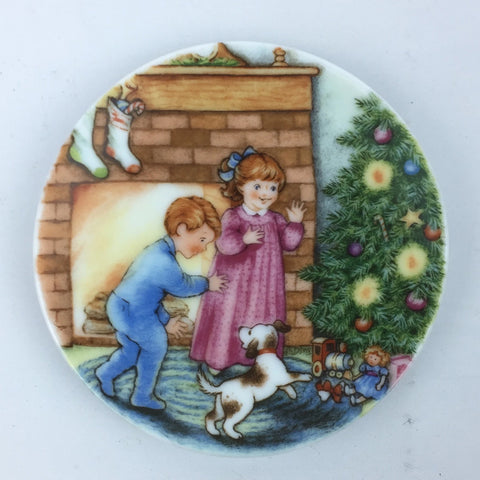 Hallmark Ornament - Morning Of Wonder Miniature Porcelain Plate Ornament 1989