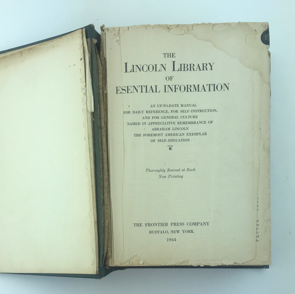 Lincoln Library Of Essential Information - 14th Edition - 1944